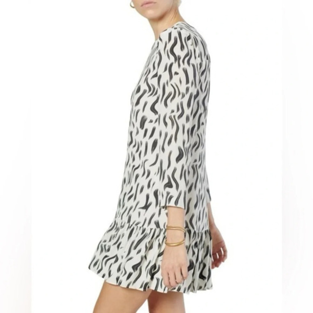 Brand new (no tags) 100% silk Noto Printed Ruffle-Hem Dress -Joie dress
